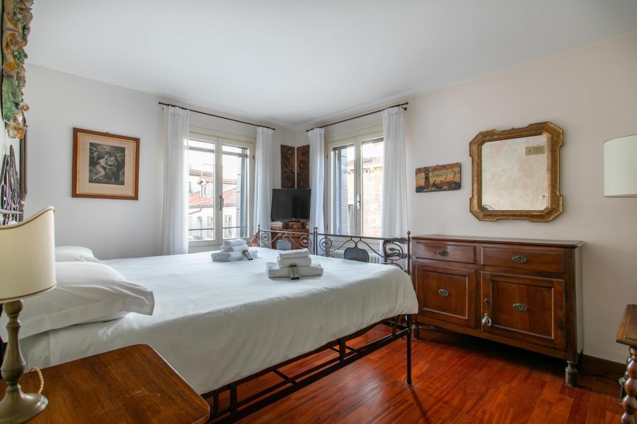 Ca' Al Giglio - Vista Canale Apartamento *